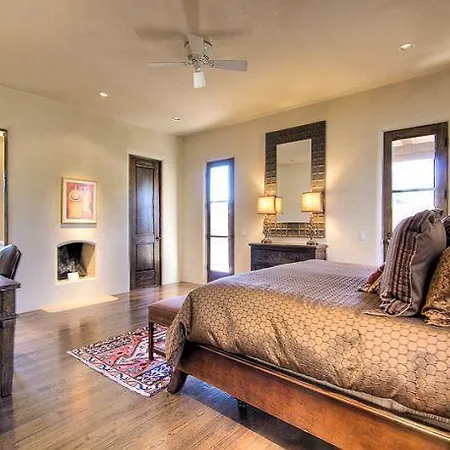 Plata Cielo Five-bedroom Holiday home