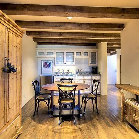 Plata Cielo Five-bedroom Holiday home