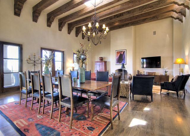 Plata Cielo Five-bedroom Santa Fe